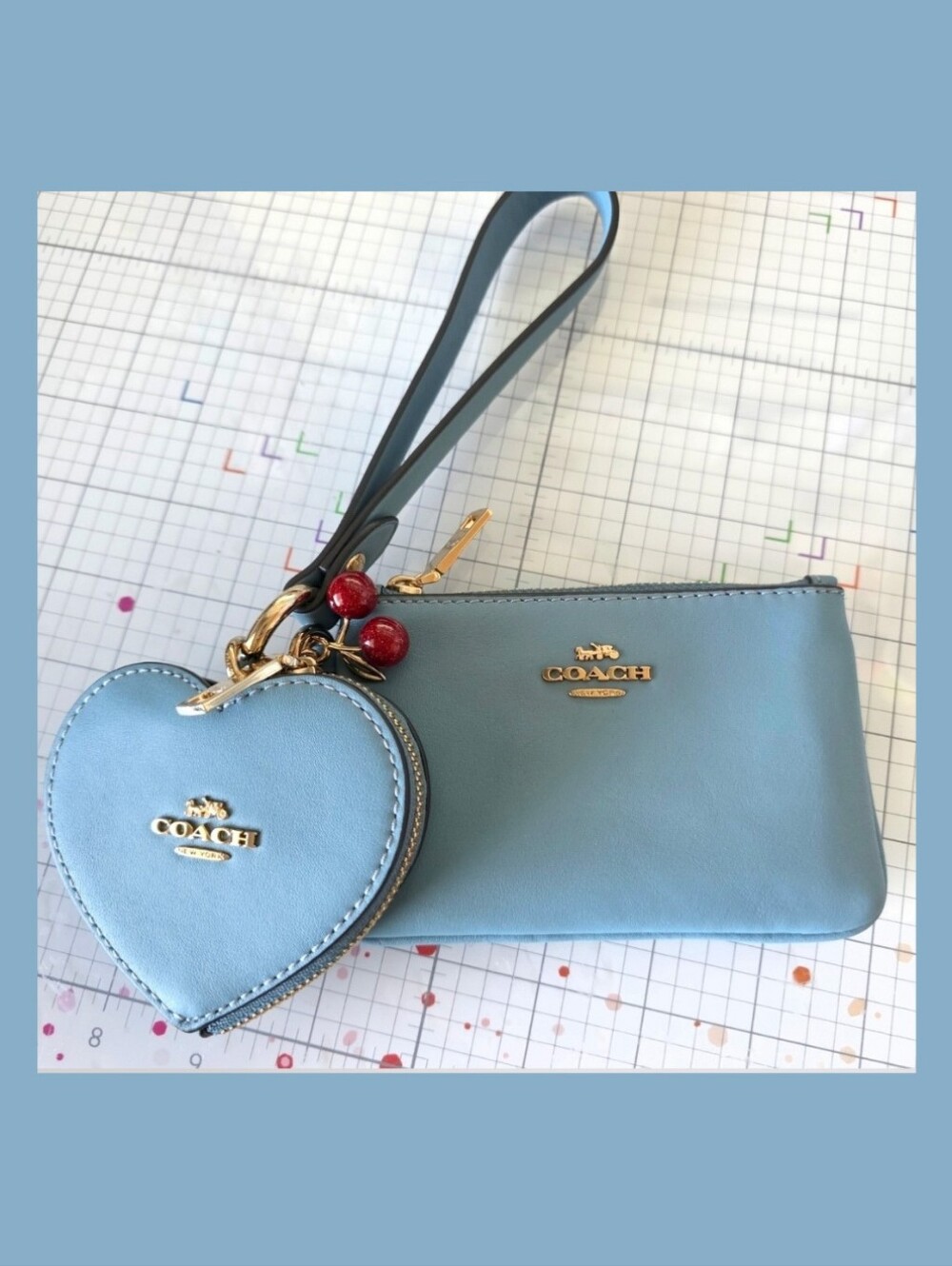 Coach Outlet Wristlet And Heart Pouch With Charm NWOT - Picture 2 of 5